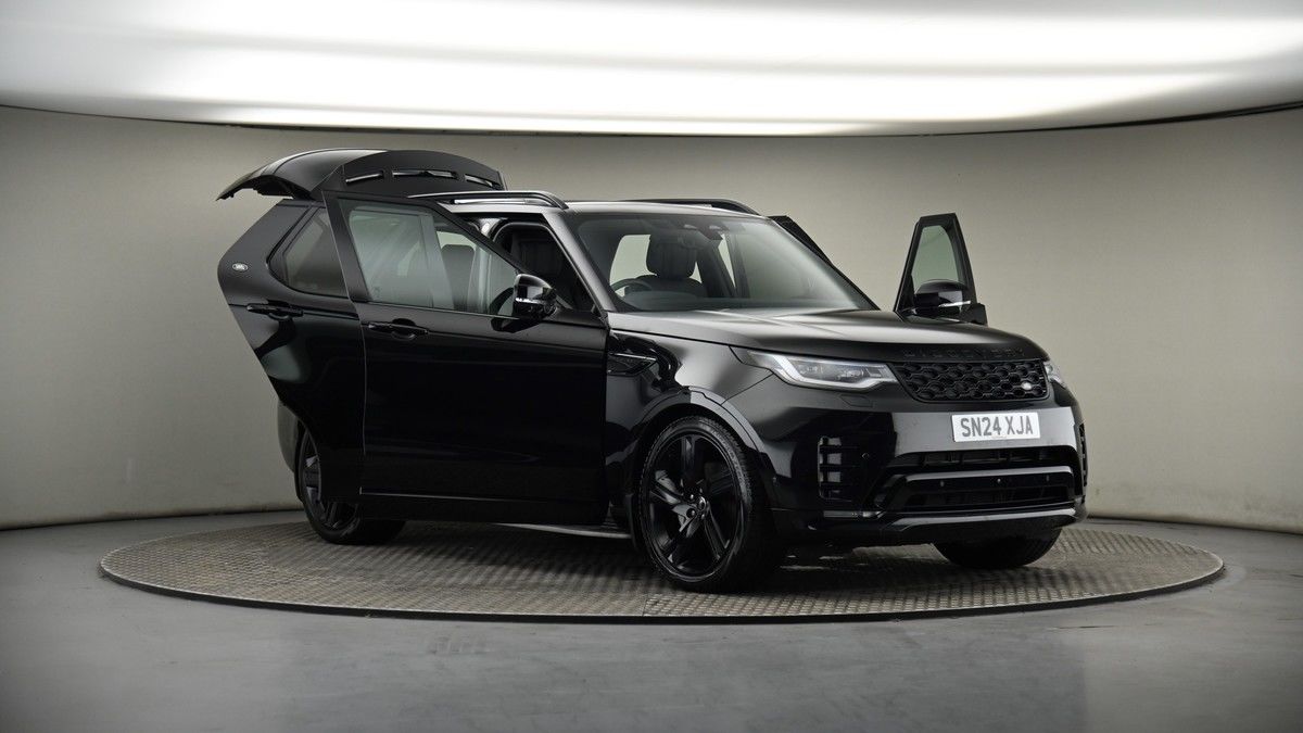 More views of Land Rover Discovery