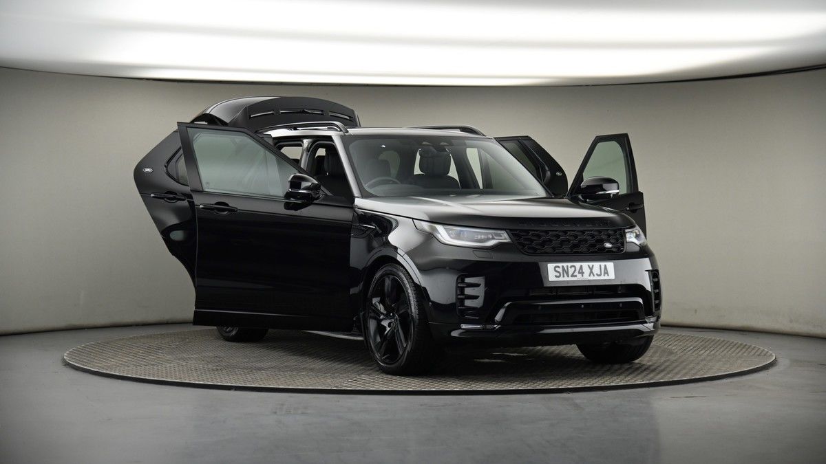 More views of Land Rover Discovery