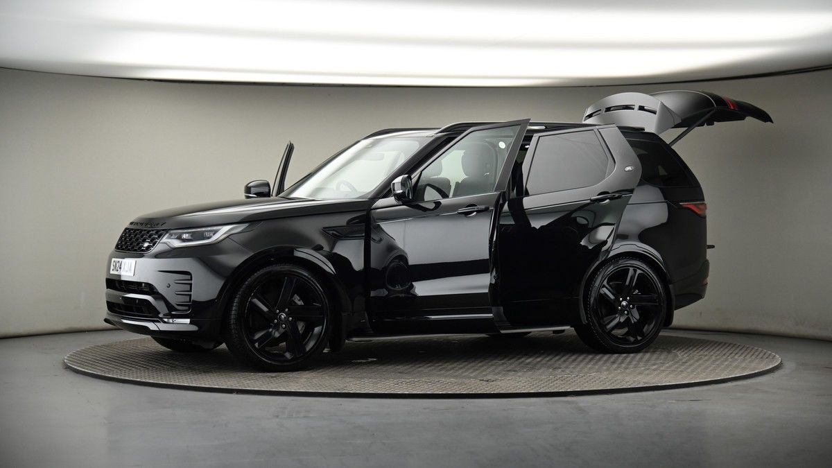 More views of Land Rover Discovery