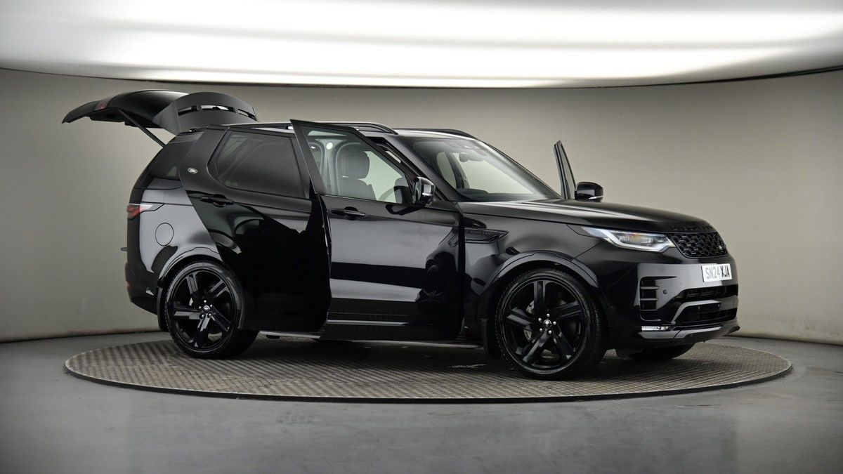 More views of Land Rover Discovery