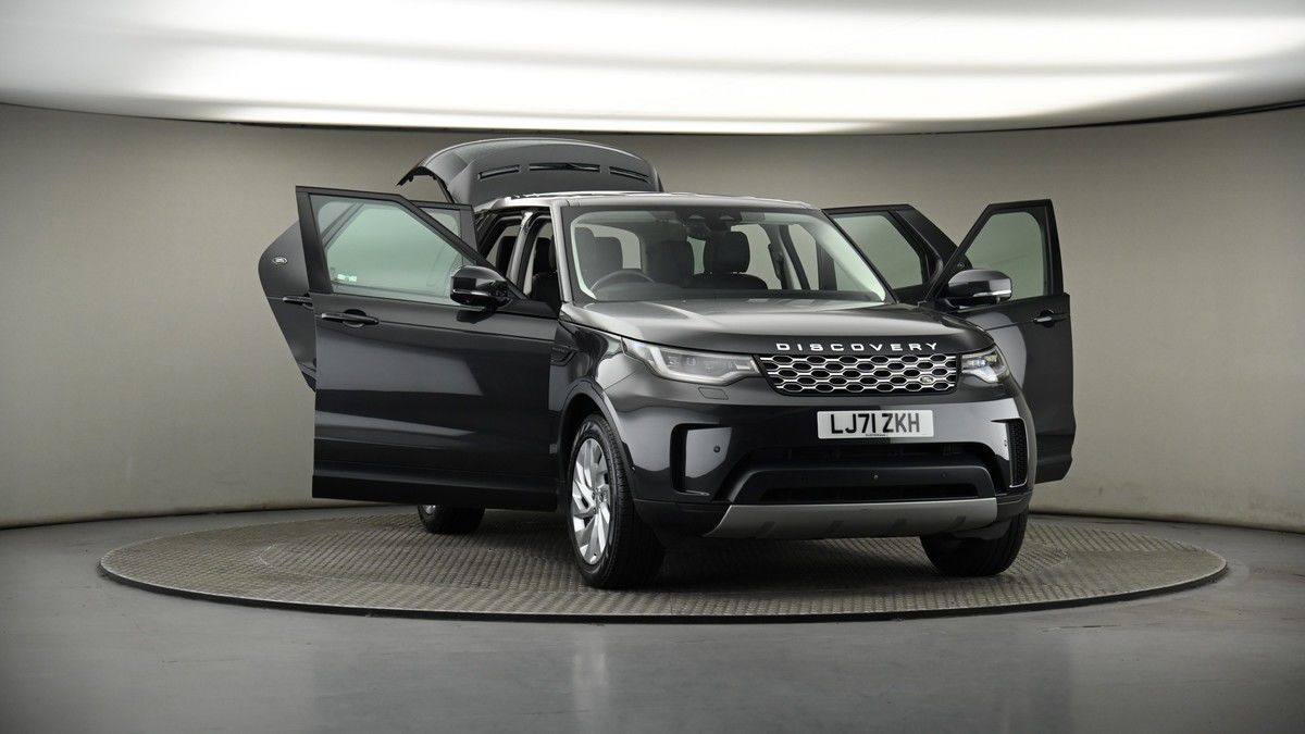 More views of Land Rover Discovery
