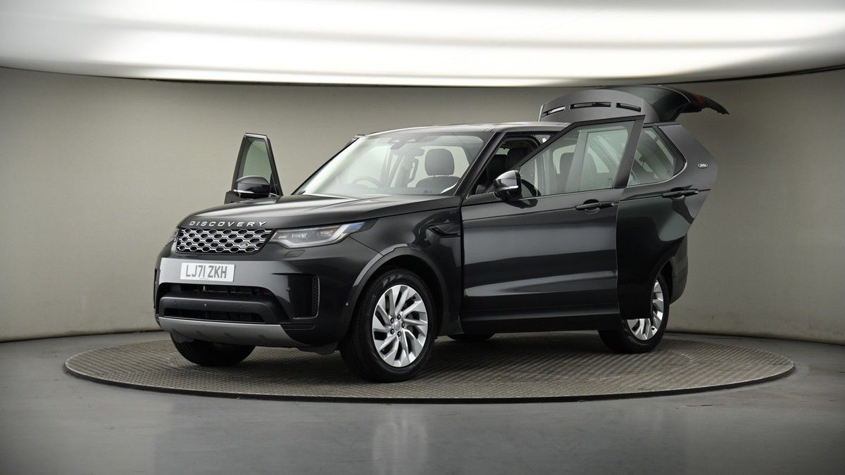 More views of Land Rover Discovery