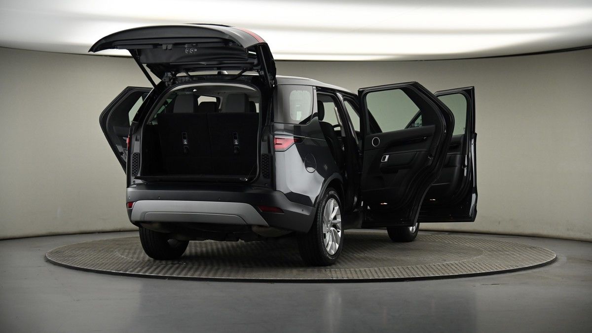More views of Land Rover Discovery