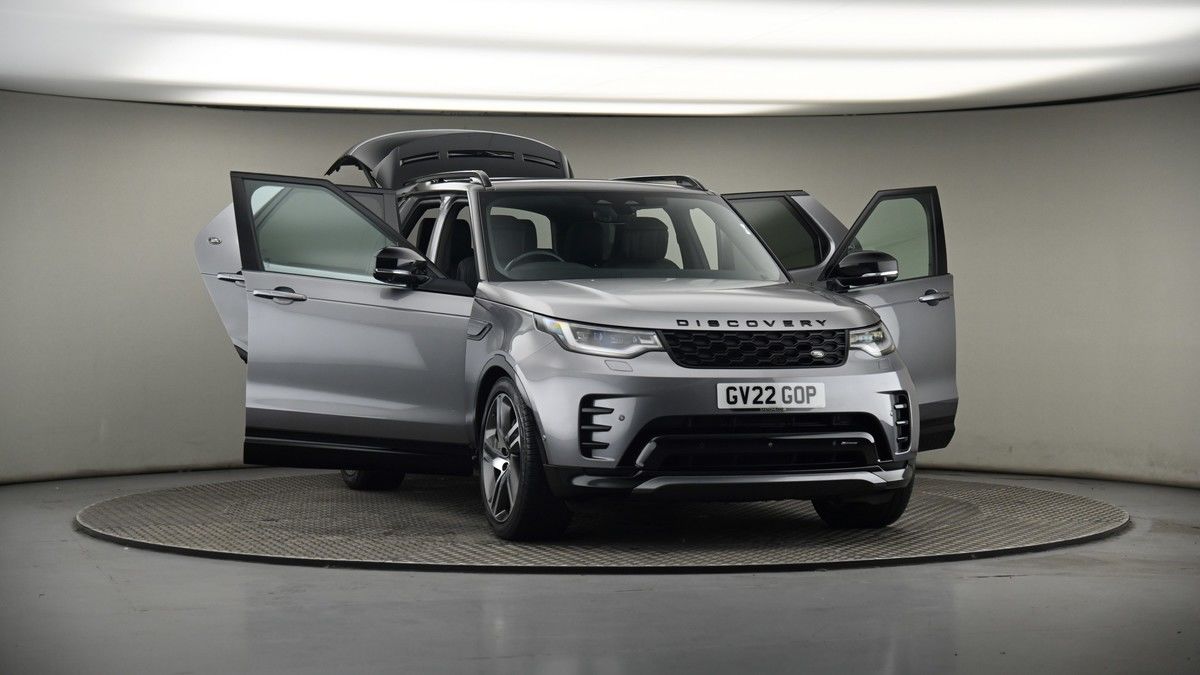 More views of Land Rover Discovery