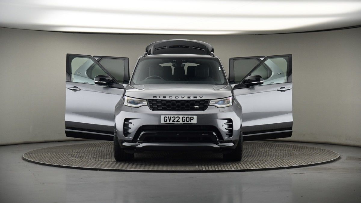 More views of Land Rover Discovery