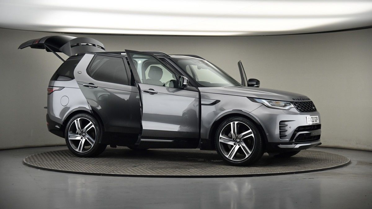 More views of Land Rover Discovery