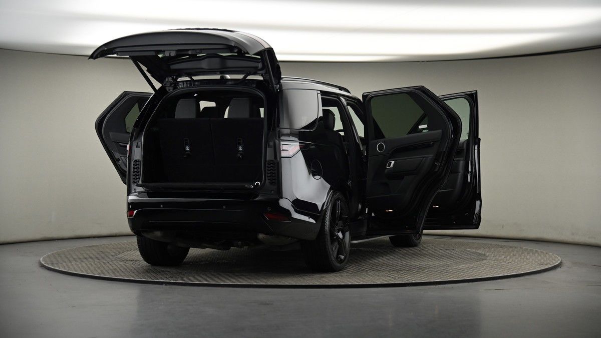 More views of Land Rover Discovery