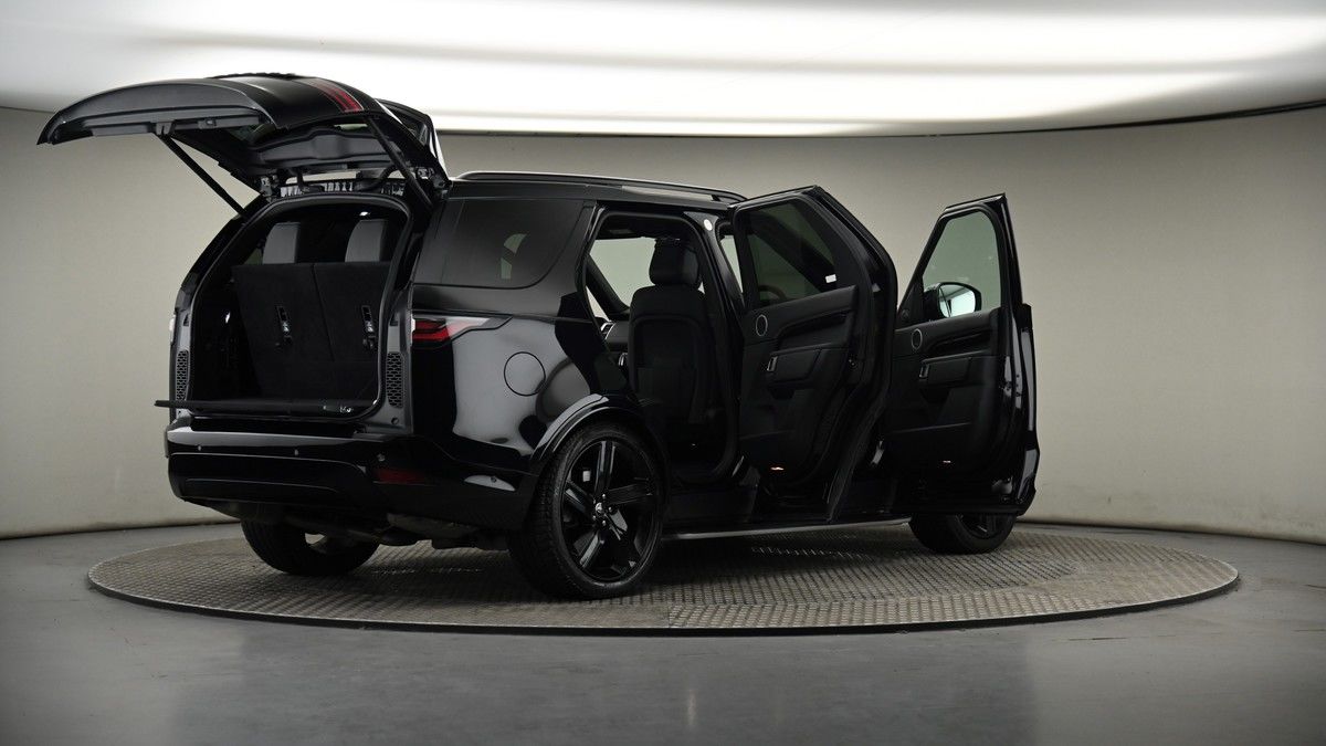 More views of Land Rover Discovery
