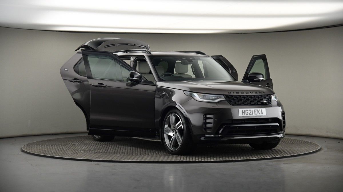 More views of Land Rover Discovery