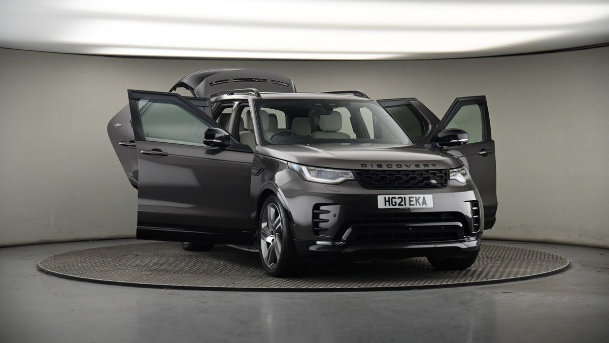 More views of Land Rover Discovery