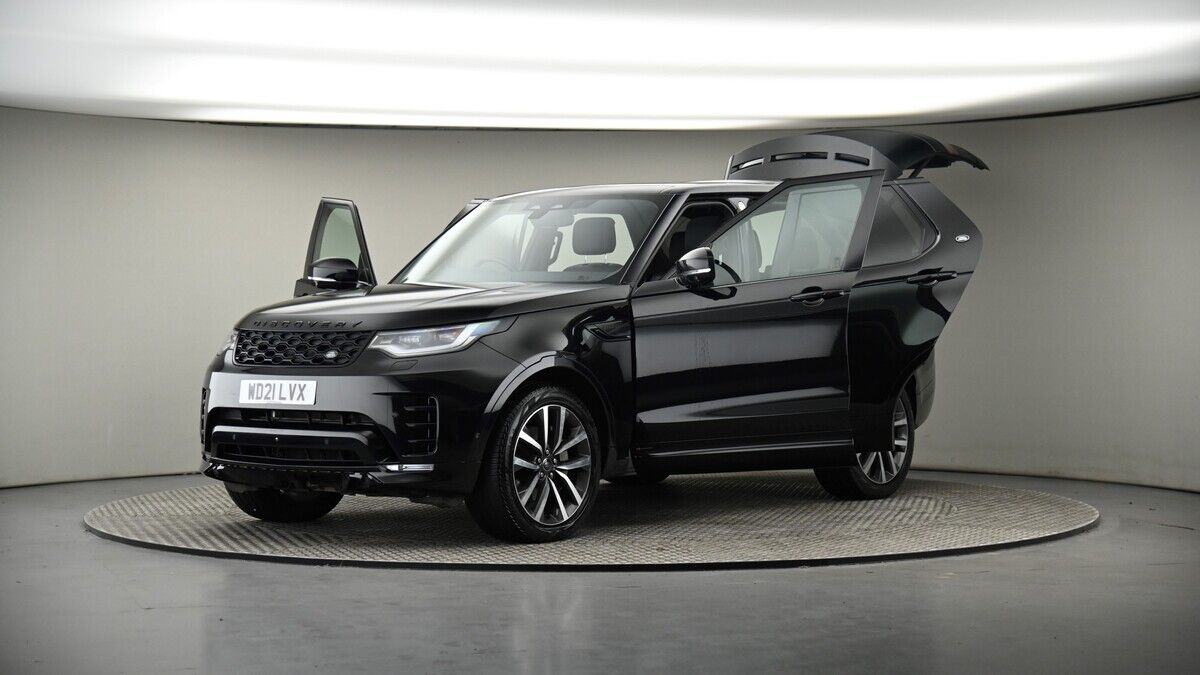 More views of Land Rover Discovery