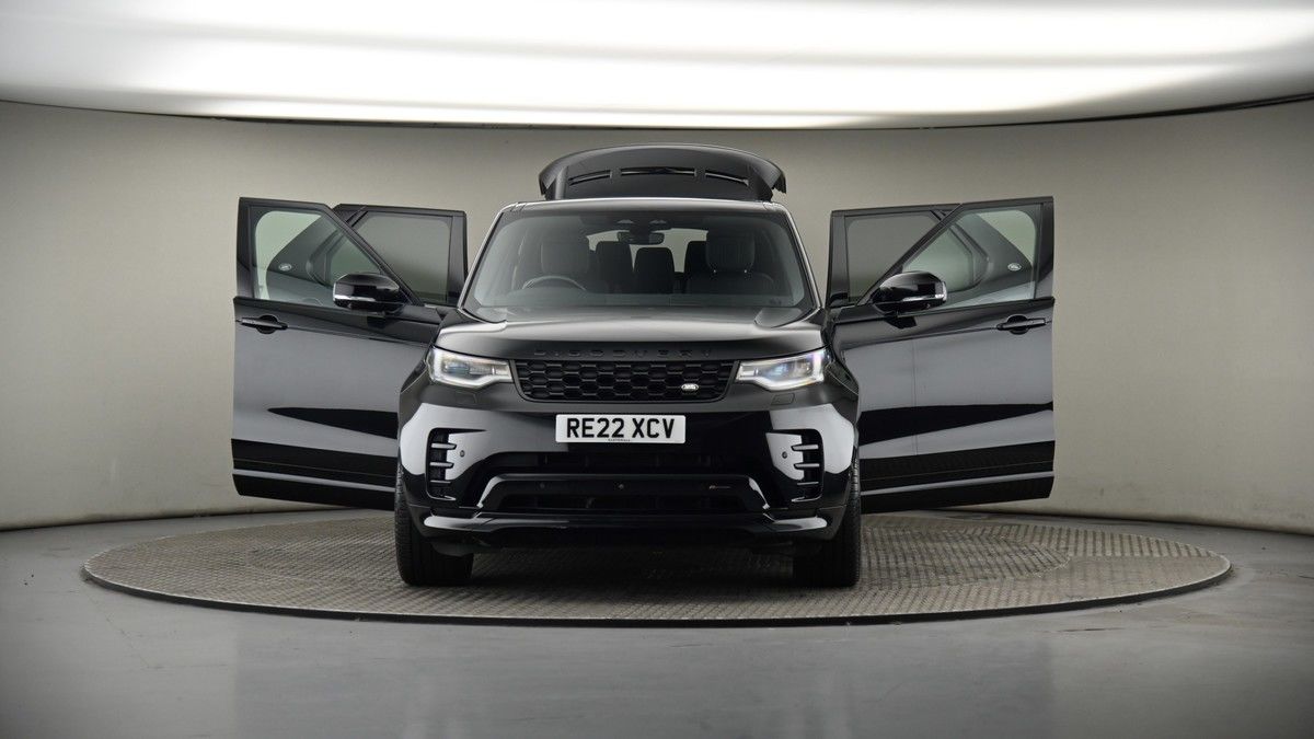 More views of Land Rover Discovery