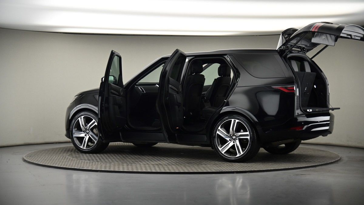 More views of Land Rover Discovery