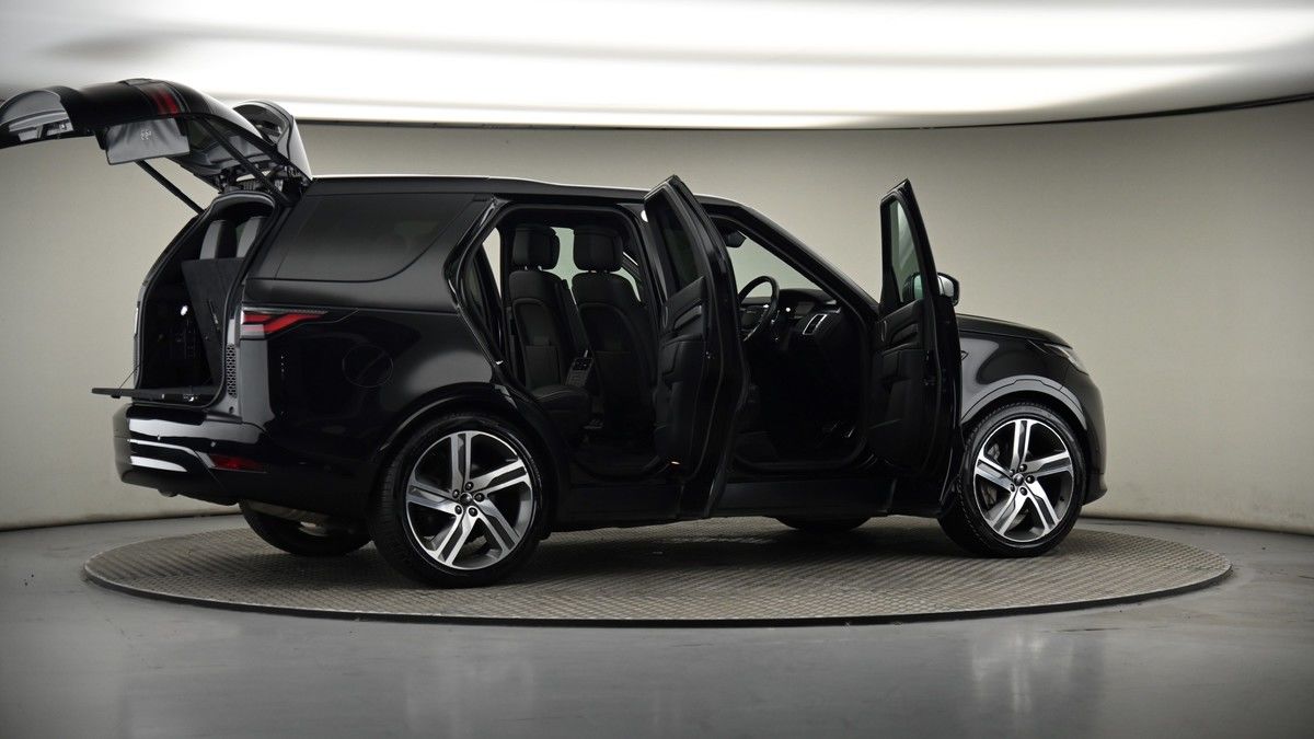 More views of Land Rover Discovery