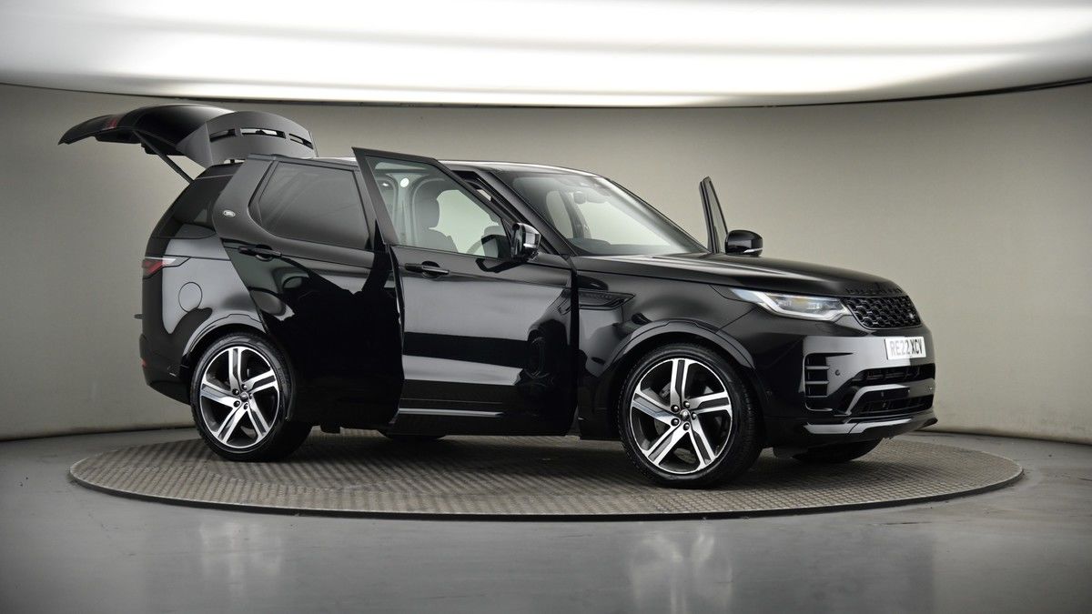 More views of Land Rover Discovery