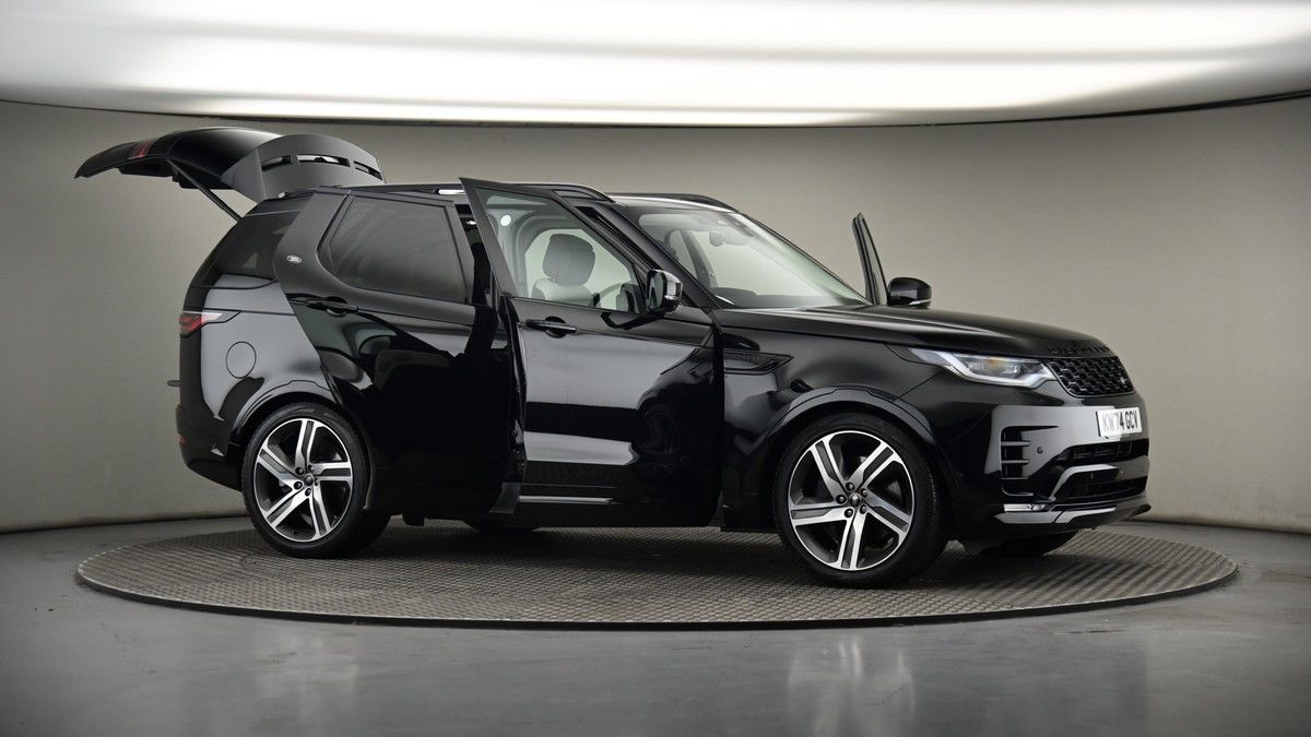 More views of Land Rover Discovery