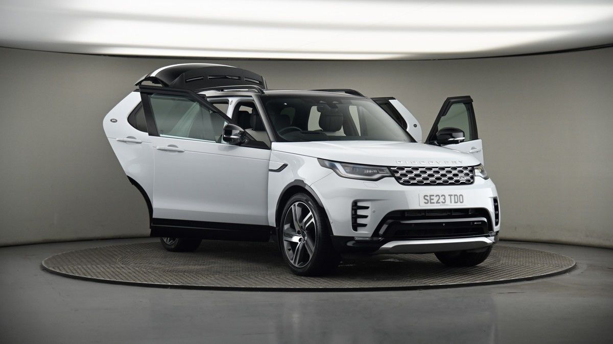 More views of Land Rover Discovery
