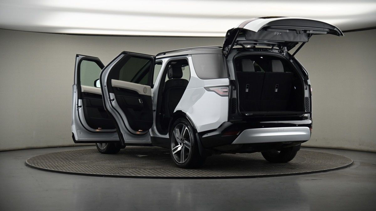 Land Rover Discovery Image 8