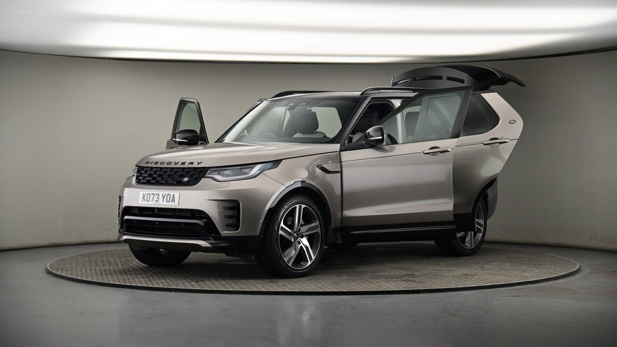 More views of Land Rover Discovery