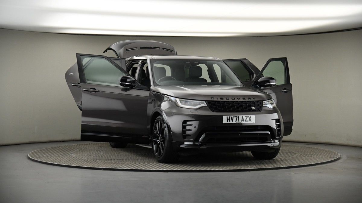 More views of Land Rover Discovery