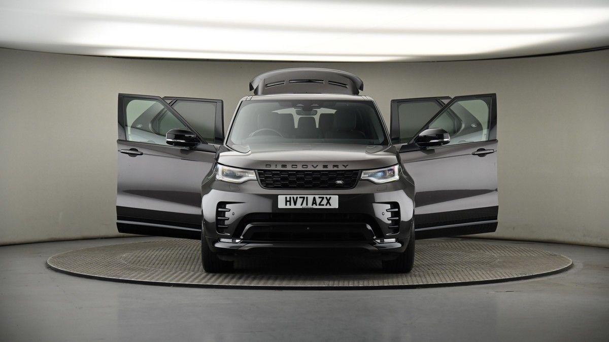 More views of Land Rover Discovery