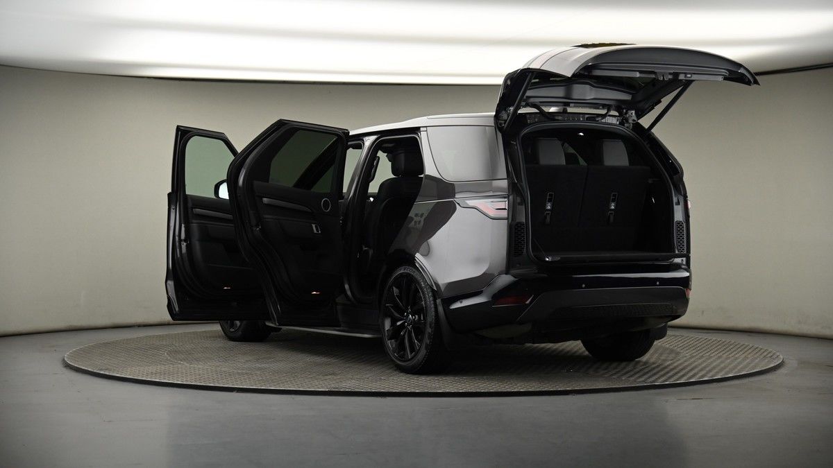 Land Rover Discovery Image 8