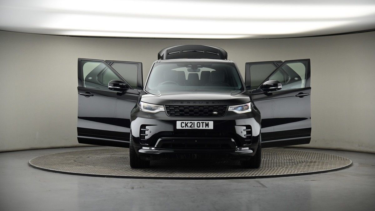 More views of Land Rover Discovery