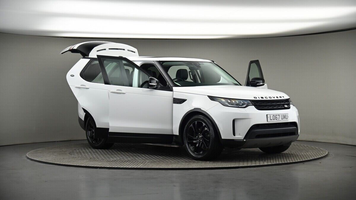 More views of Land Rover Discovery