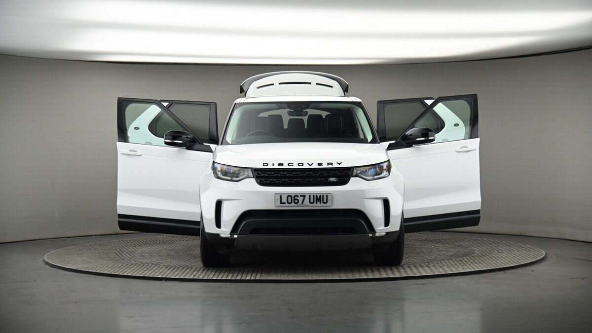 More views of Land Rover Discovery