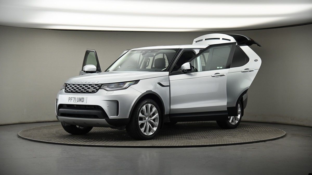 More views of Land Rover Discovery