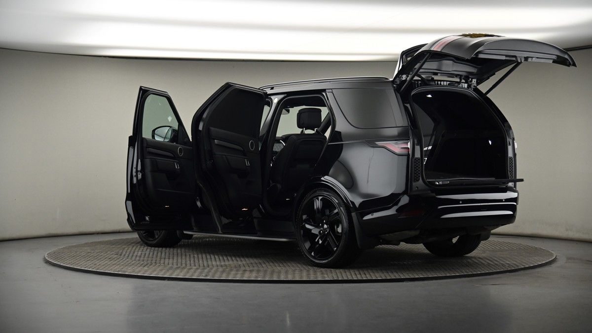 More views of Land Rover Discovery