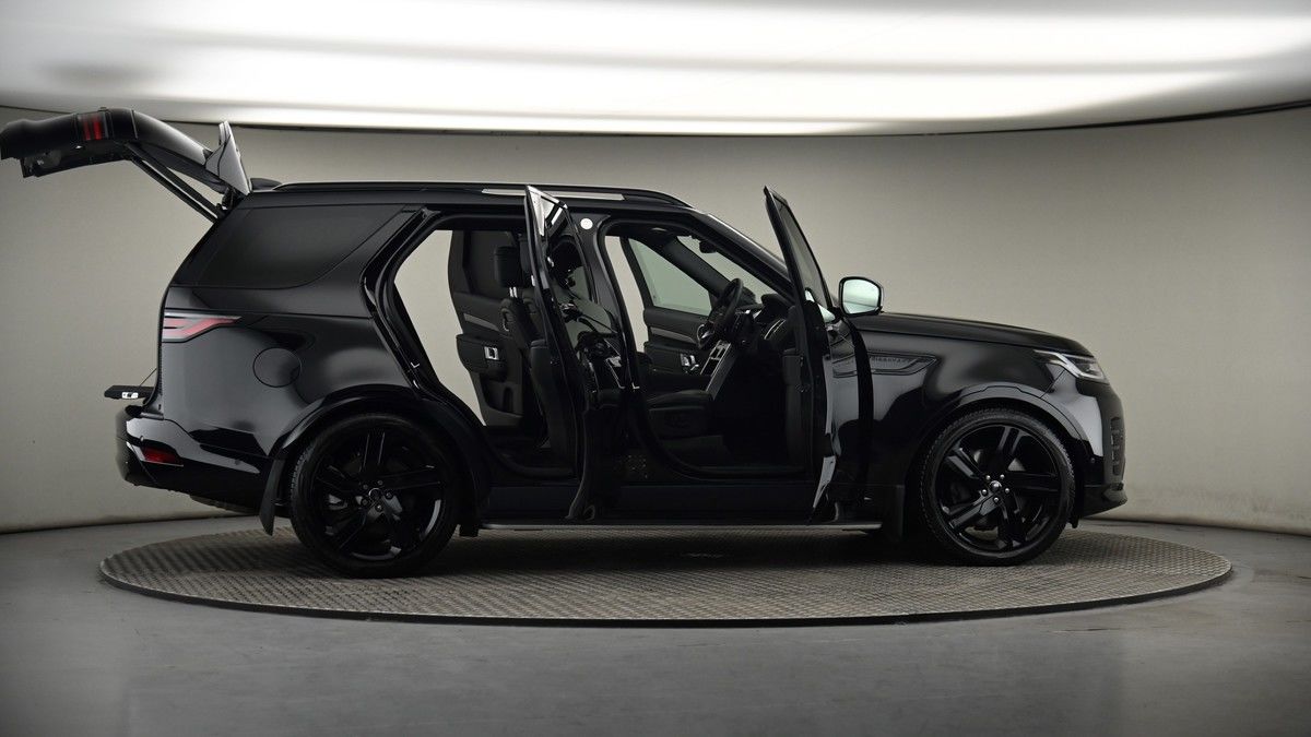 More views of Land Rover Discovery