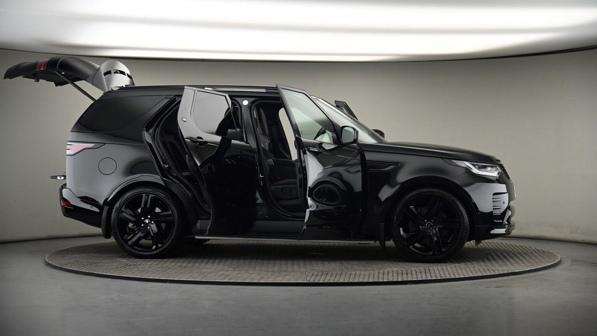 More views of Land Rover Discovery