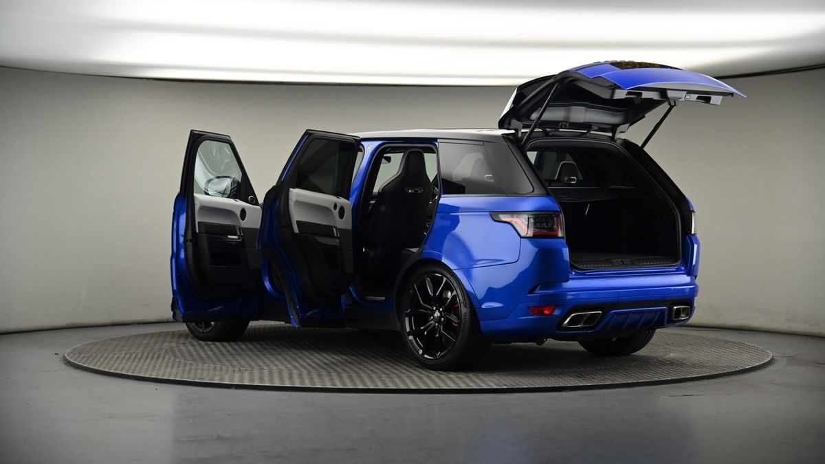 More views of Land Rover Range Rover Sport