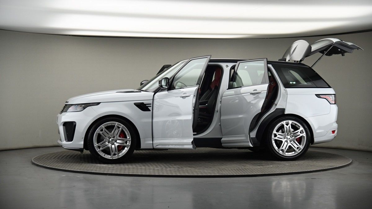 More views of Land Rover Range Rover Sport