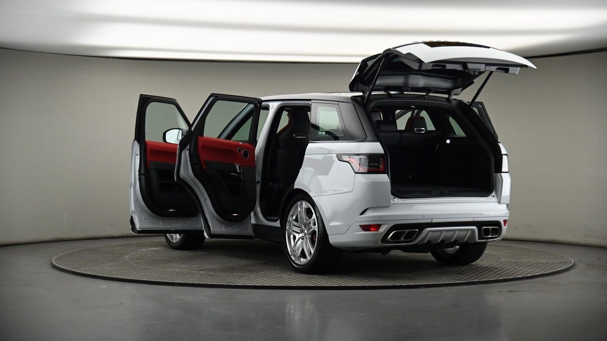 Land Rover Range Rover Sport Image 8