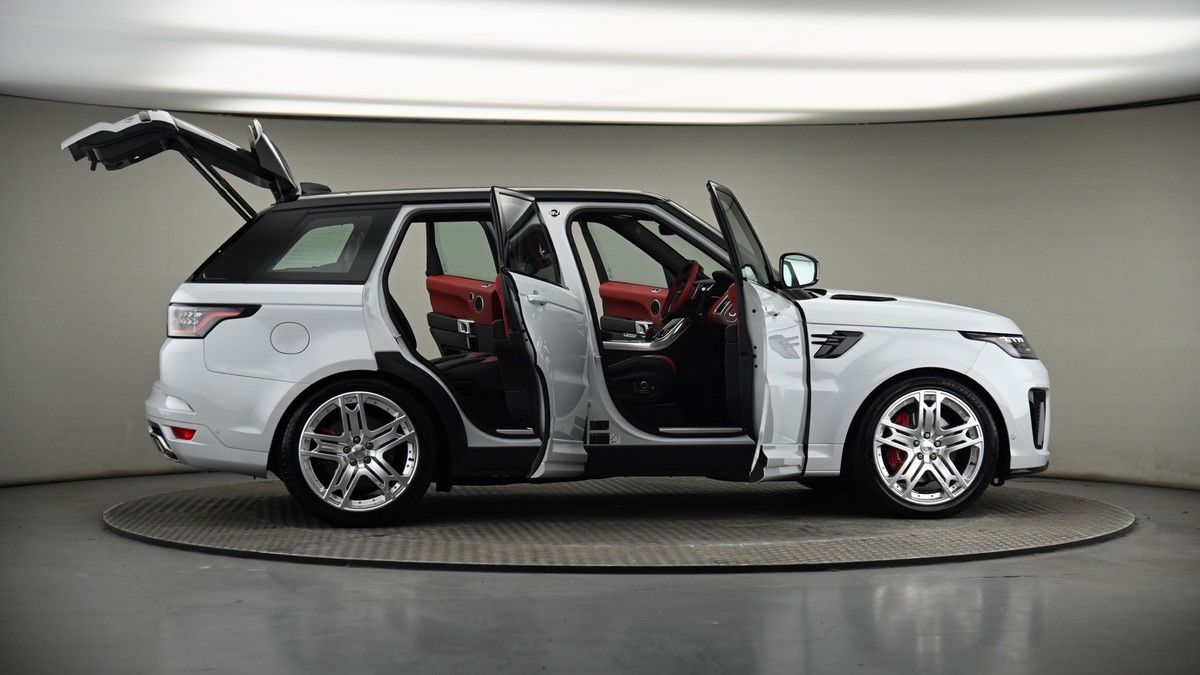 More views of Land Rover Range Rover Sport