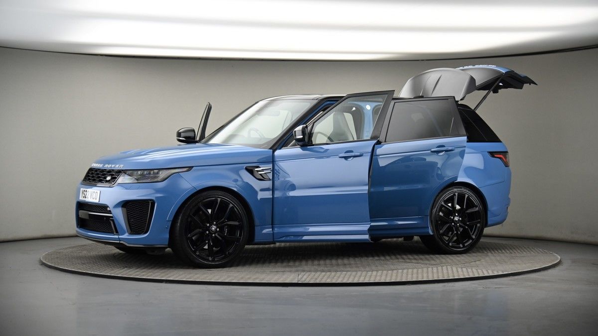 More views of Land Rover Range Rover Sport