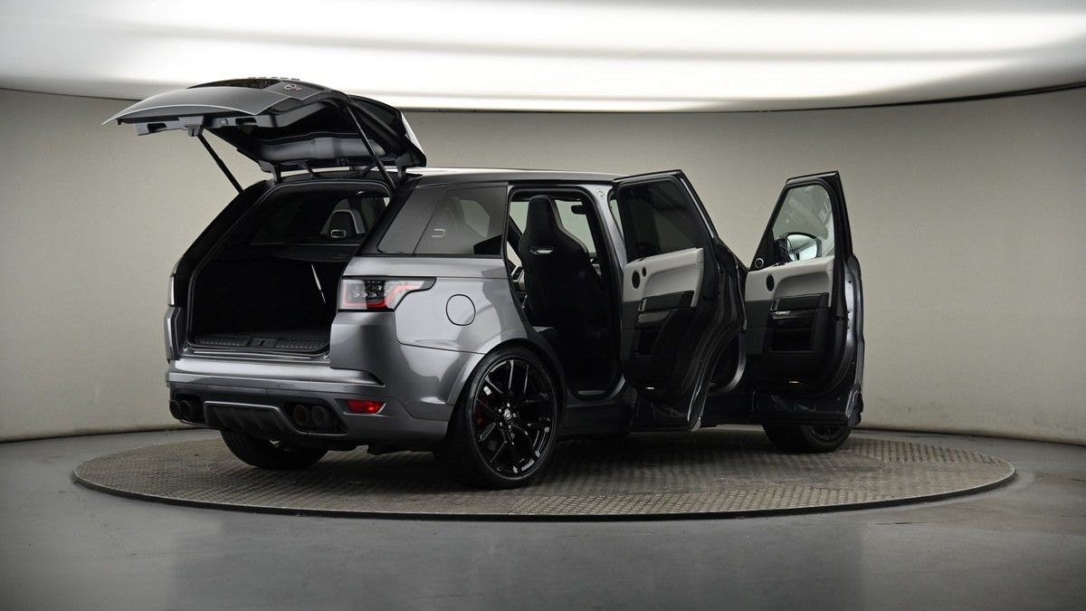 More views of Land Rover Range Rover Sport