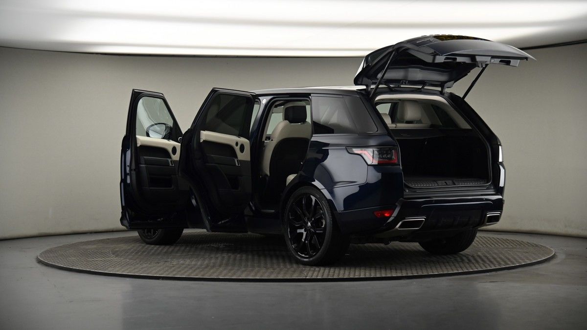 More views of Land Rover Range Rover Sport