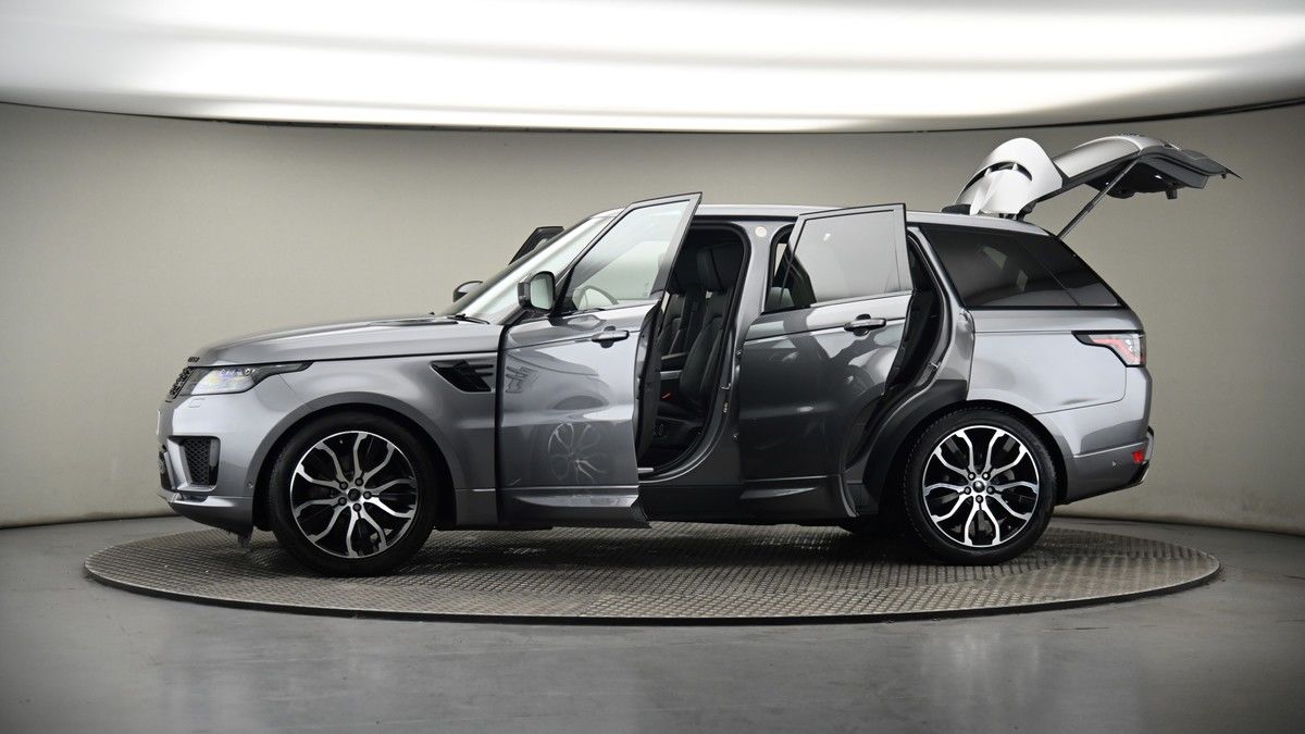 More views of Land Rover Range Rover Sport