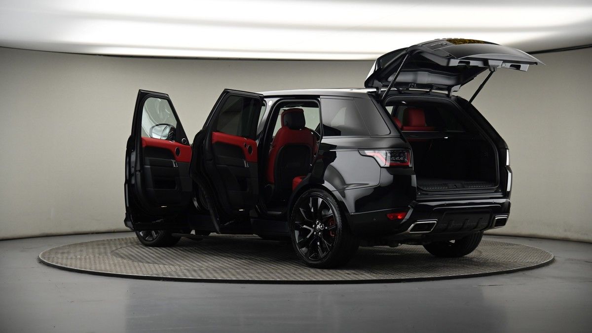 More views of Land Rover Range Rover Sport
