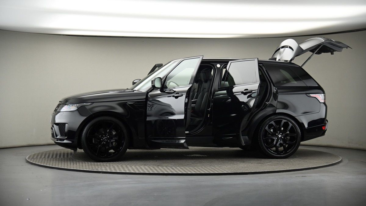 More views of Land Rover Range Rover Sport