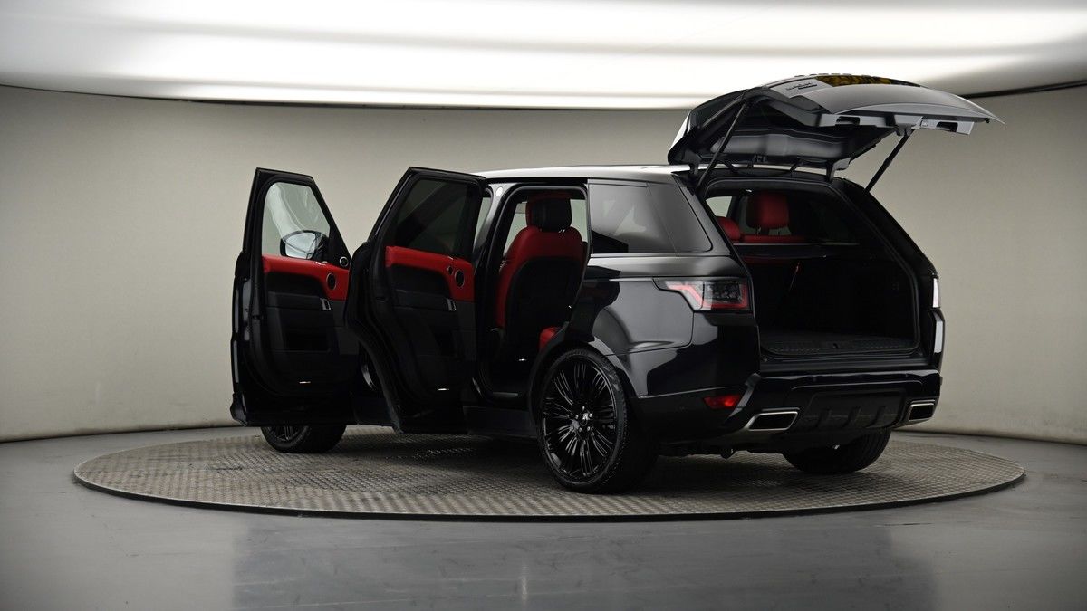 More views of Land Rover Range Rover Sport