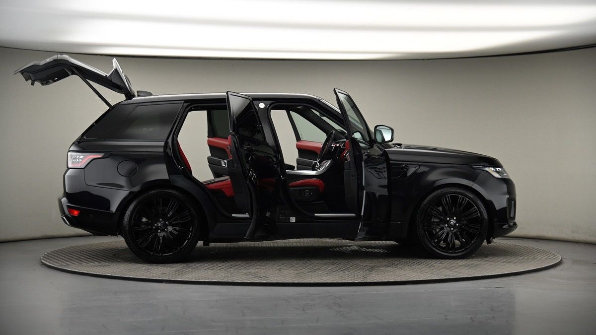 More views of Land Rover Range Rover Sport