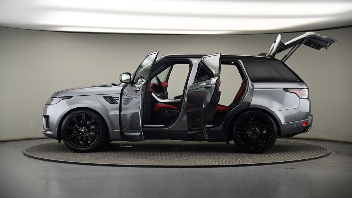 More views of Land Rover Range Rover Sport