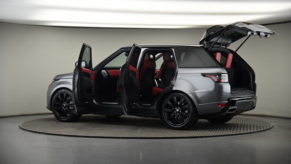 More views of Land Rover Range Rover Sport