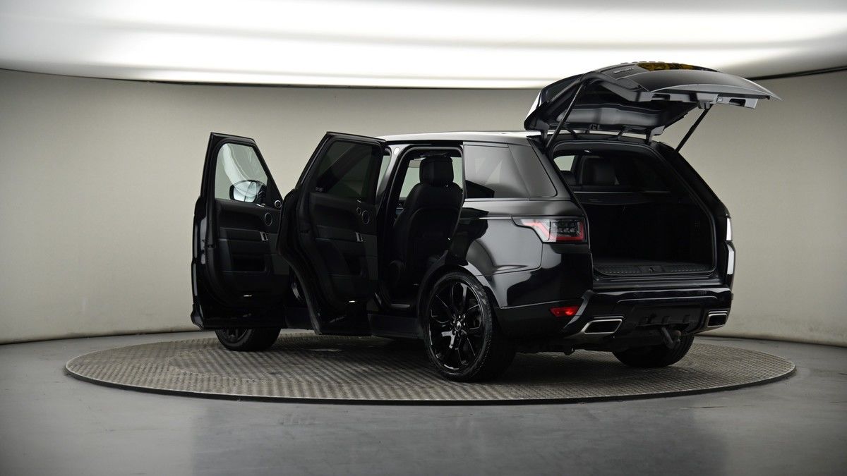 More views of Land Rover Range Rover Sport