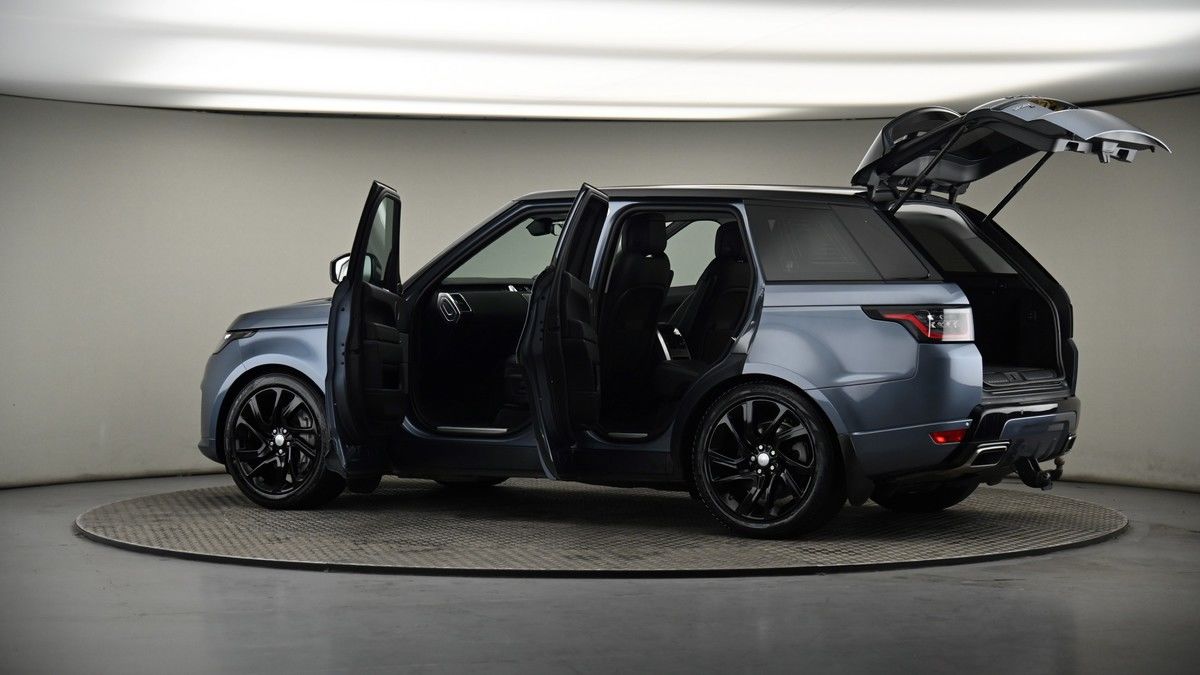 More views of Land Rover Range Rover Sport