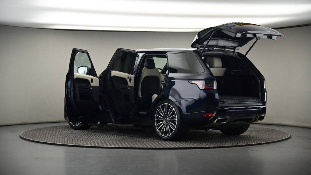 More views of Land Rover Range Rover Sport